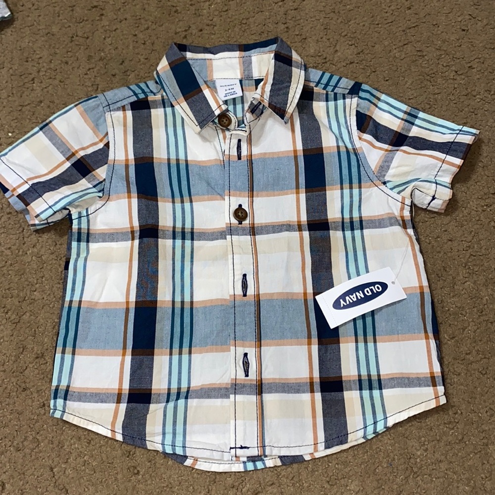 Brand new 3-6 months Dress shirt